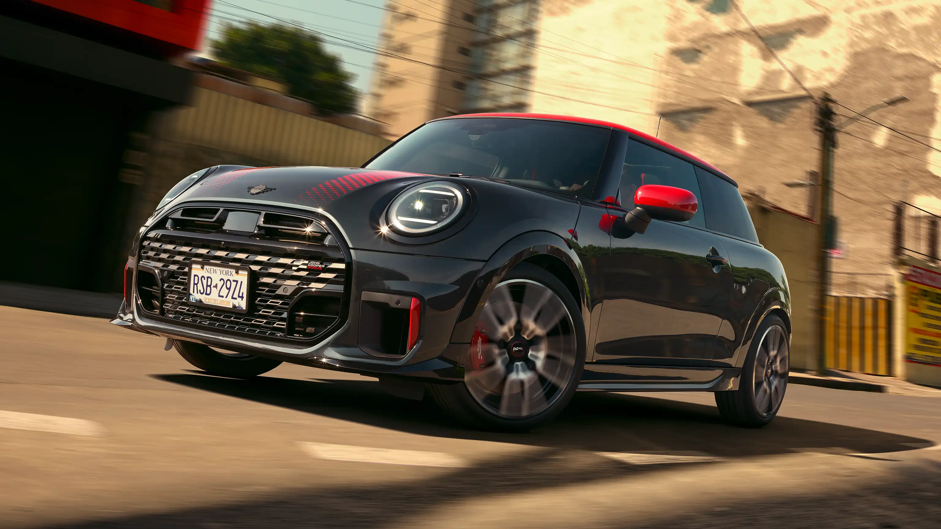 MINI John Cooper Works - F66 JCW Vista lateral