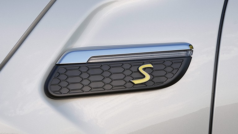 MINI Cooper SE de 3 puertas – molduras laterales – diseño